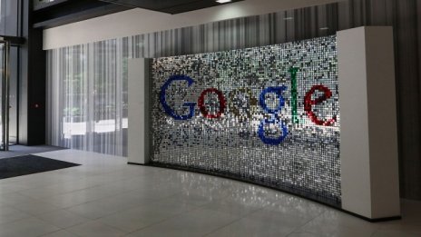 Google надмина очакванията след възстановяване на рекламните приходи