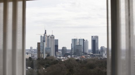 Бундесбанк: Фалшивите новини могат да доведат до масови тегления от банките