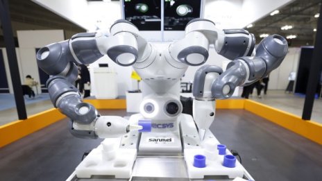 Поръчките на роботи в Северна Америка достигнаха рекорди през 2021 г.