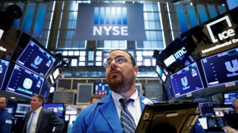 Възстановяването на лирата вдъхна увереност и на Wall Street