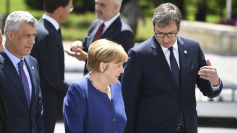 Идеите за размяна на територии задълбочиха още различията между Сърбия и Косово