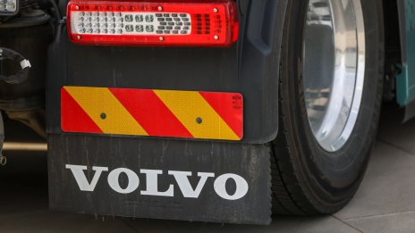 Шведската AB Volvo отчете по-голяма от очакваното тримесечна печалба