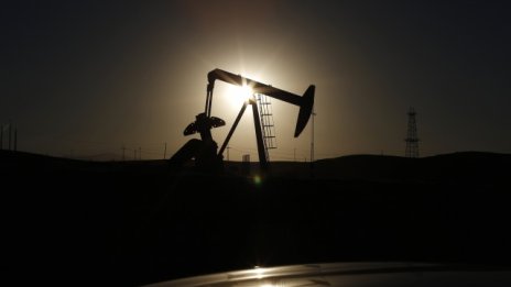 Петролът – крайъгълният камък на 2014 г.