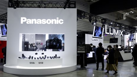 Panasonic записа ръст на печалбата и запази годишната си прогноза