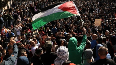 Тръмп свива средствата за Агенцията за бежанците на ООН