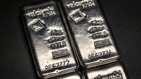 Цената на среброто скочи до най-високото си ниво от 2012 г. насам