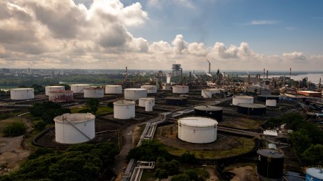 Петролът поскъпва след атаката на Украйна срещу водещ експортен център на Русия*