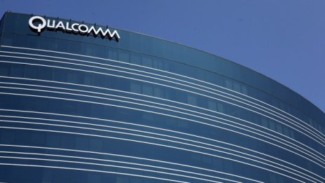 Южнокорейски регулатор глоби Qualcomm с 854 млн. долара