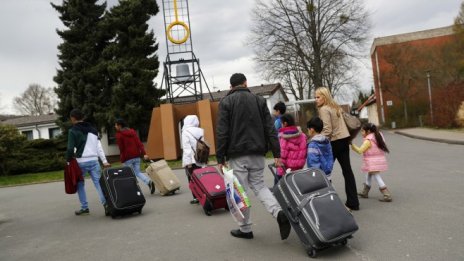 Германия е върнала два пъти повече мигранти през 2016 г.
