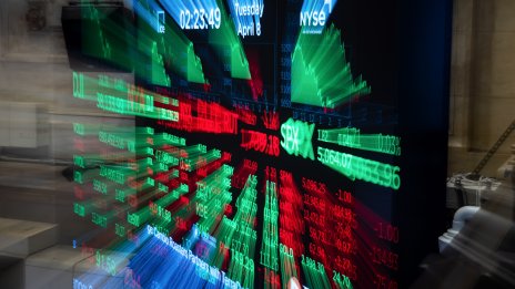 Wall Street се готви за ръстове, обнадежден от преговорите САЩ-Япония