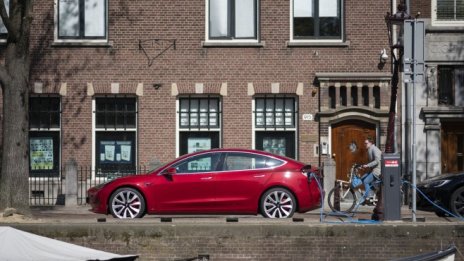 Volkswagen Golf отново се окичи с автомобилната корона в Европа през 2021 г.