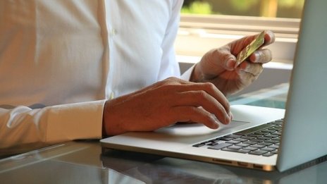 Мобилните портфейли може да вземат превес още в края на 2022 година