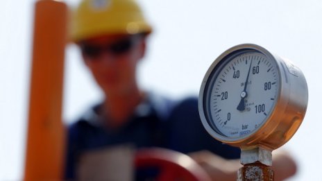 ЕС ще се справи със спирането на руския газ, но за кратко и на висока цена