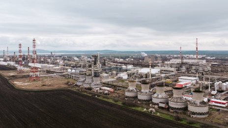 SeeNews: „Лукойл Нефтохим“ е петата по големина компания в Югоизточна Европа за 2024 г.