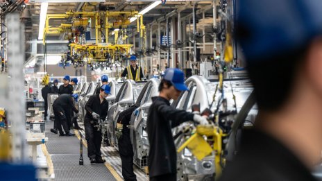 Въпреки преструктурирането печалбата на Geely засенчва пазарните очаквания