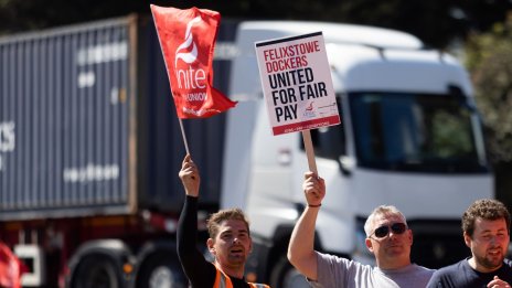 Имиграционната политика няма да реши проблемите на британския трудов пазар