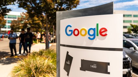 Ангажиментите на Alphabet за бъдещи разходи растат до 811 млрд. долара