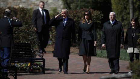 Тръмп забрани на транссексуални да служат в американската армия