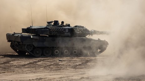 Германия укрепва бронираната си бригада в Литва, за да възпира Русия