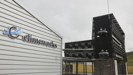 Швейцарска компания успешно изтегли въглероден диоксид от въздуха и го постави под земята