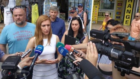 Ангелкова: Извършваме мащабни проверки за нерегламентирана туристическа дейност