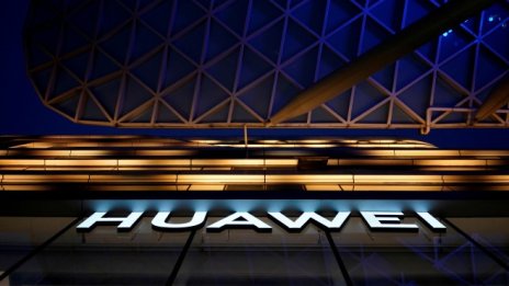 Huawei се подготвя за 40-60% спад на международните продажби на смартфоните си