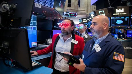 Ентусиазмът около AI донесе ръст на Nasdaq с над 43% за годината