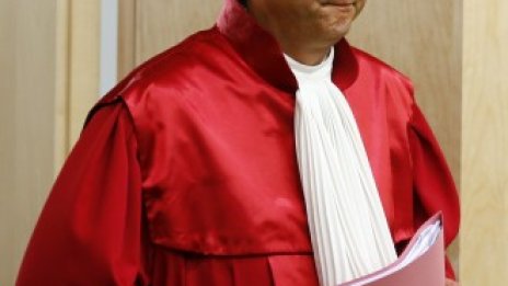 Германският съд подкрепи спасителния фонд за еврозоната*