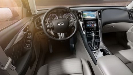 Иновативният волан на Infiniti Q50 дефектира при студ