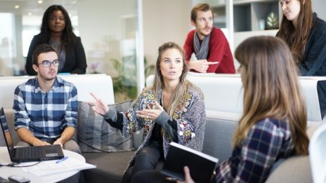 Бизнесът и синдикатите отново спорят за въвеждането на 4-дневна работна седмица