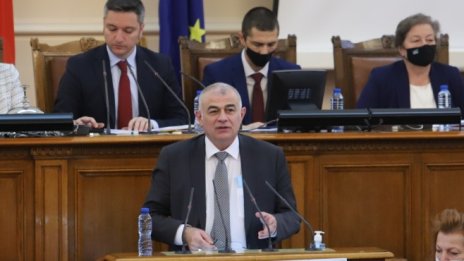 Социалният министър: Няма да има по-ниска пенсия за януари спрямо декември