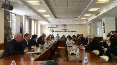 Бизнесът критикува предлагани промени за търговците на газ