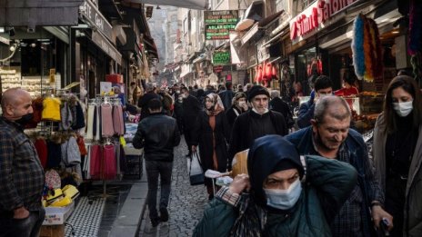 Турция отбеляза рекорден дефицит за декември