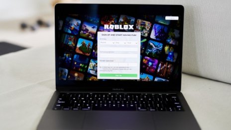 Приходите на Roblox продължават да растат според първия отчет след листването ѝ