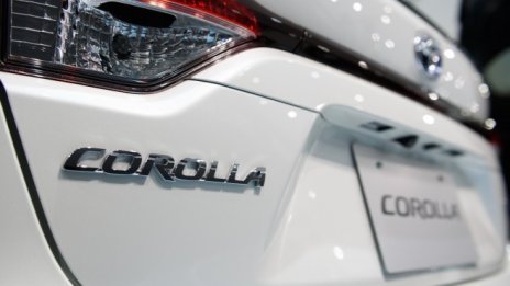 Toyota не се отказва от седаните