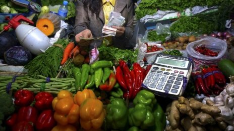 Гръцките търговци готвят стачки срещу работните недели