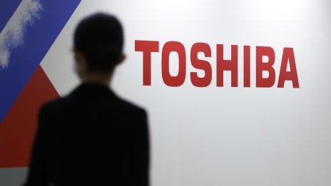 Toshiba ще бъде делистната след 74 години на Токийската борса