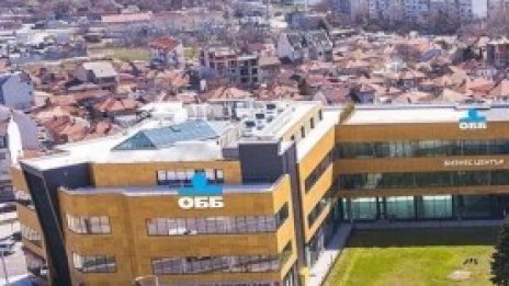 Ще се превърнат ли моловете в офис сгради? 