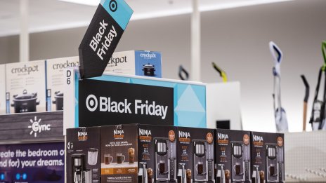 Черният петък плавно се слива с коледните намаления и в България