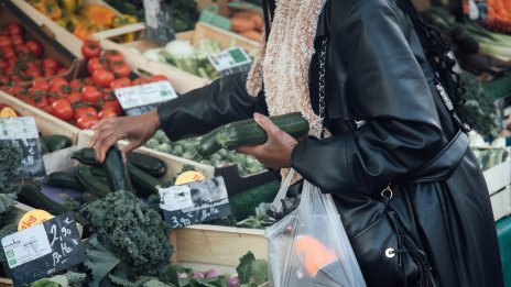 Рекордната инфлация във Франция за февруари беше ревизирана нагоре до 7,3%