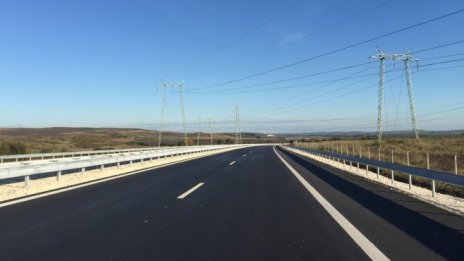 За близо 70% от българите пътуването се е улеснило от новите пътища