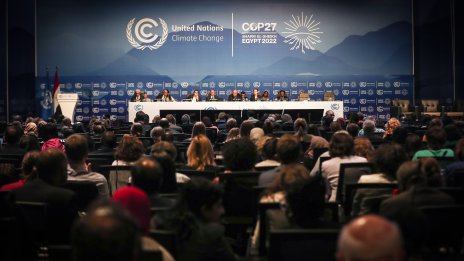 COP27 одобри климатичен фонд в подкрепа на бедните държави, но не постигна почти нищо повече