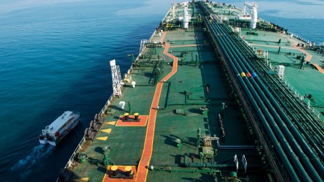 Петролът поевтинява, докато трейдърите очакват заседанието на Фед*