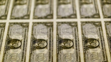 Щатският долар се върна към печалбите