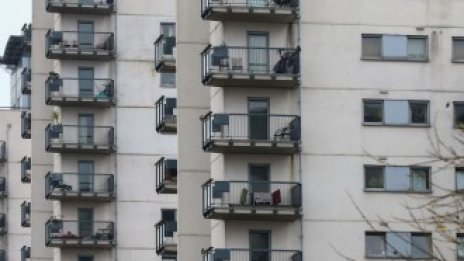 Цените на жилищата във Великобритания растат най-малко от януари