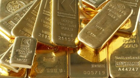 Руската централна банка купува все повече злато, борейки се със санкциите на САЩ