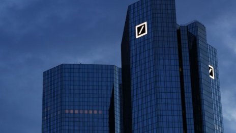 Шеф в Deutsche Bank към Wirecard: Довършете Financial Times!