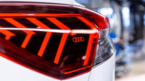 Volkswagen взима пример от завод на Audi при изграждането на електромобили