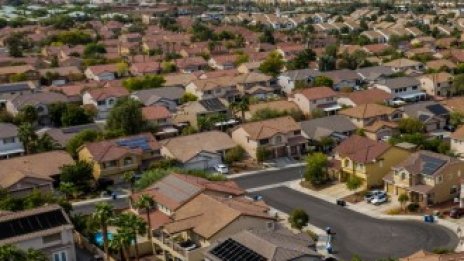 Платежен шок очаква американските купувачи с ръста на лихвите по ипотеките