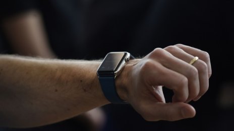 Japan Display представи технология, която удължава живота на умните часовници